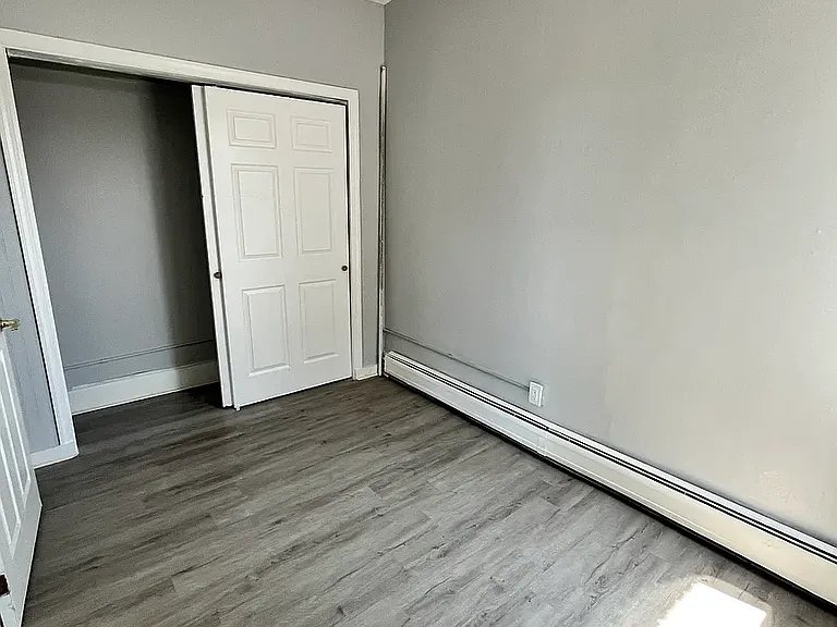 1591 Kennedy Blvd #4C — Photo 2