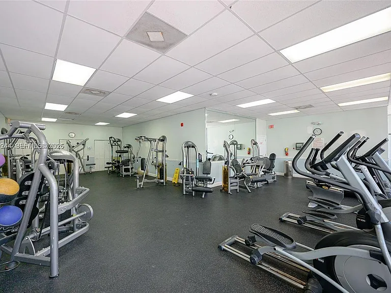 2201 S Ocean Dr #2202 — Photo 29