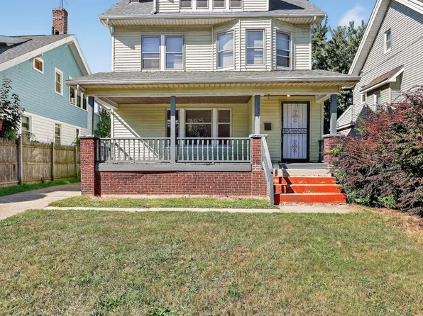 15235 Lake Shore Blvd, Cleveland, OH 44110