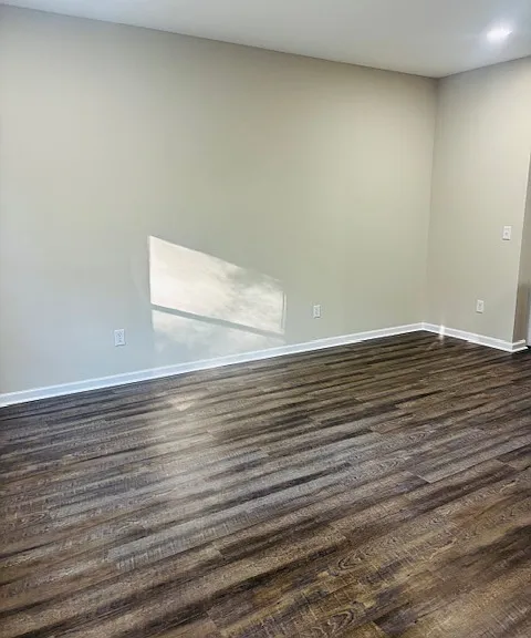 122 Lisa Ct — Photo 5