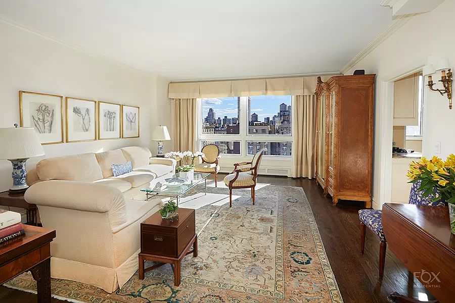 1st image of 1080 Madison Ave #17B