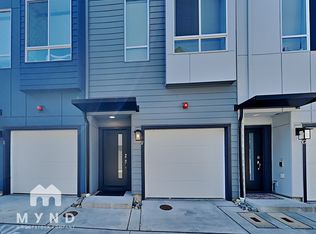 10938 NE 189th St UNIT F, Bothell, WA 98011