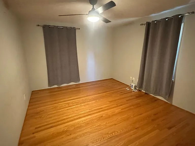 1228 Brady Ave — Photo 5