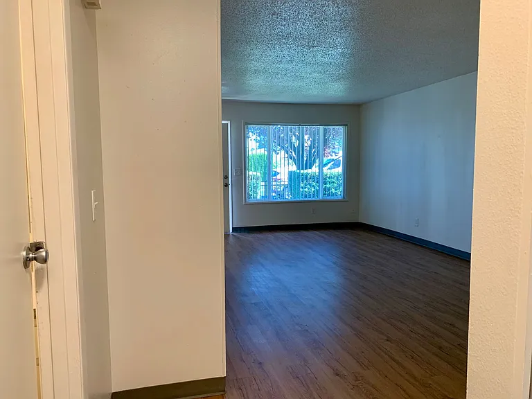 S815 - Star Apartments — Photo 18