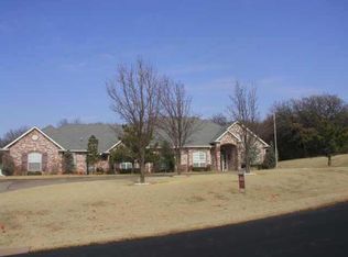 23060 Lauren Ln, Edmond, OK 73003