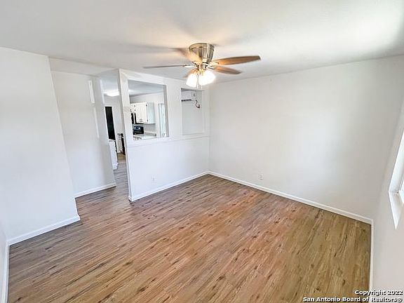 3rd image of 6154 Lawn Valley Dr