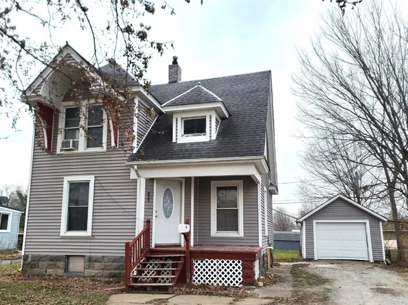 809 C Ave, Vinton, IA 52349