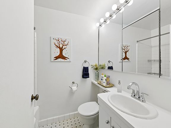 5th image of 4880 N Marine Dr APT 105