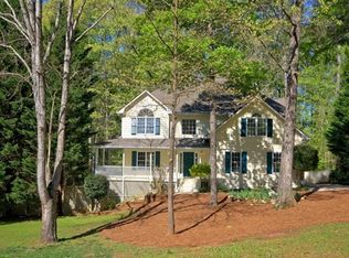 545 Ridgemont Dr, Fayetteville, GA 30215