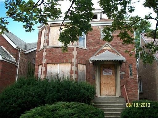1st image of 7146 S Francisco Ave