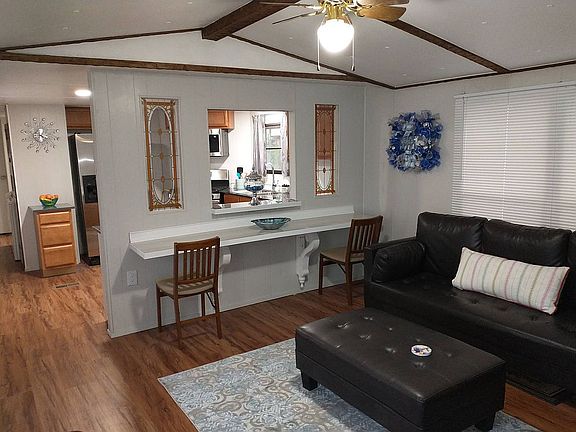 3rd image of 8900 Donley Dr
