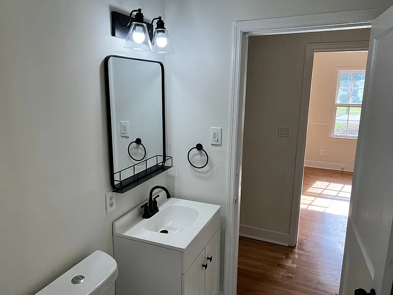 1604 Truman Ave — Photo 15