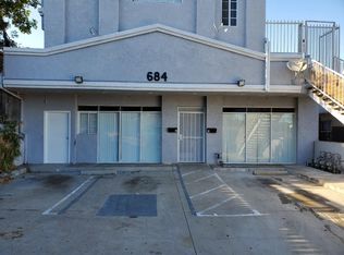 684 W 3rd St #1, San Pedro, CA 90731