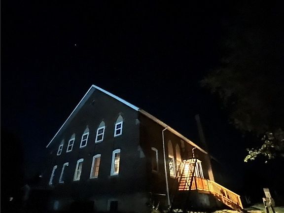 4th image of 2158 Mercer Rd