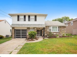 633 Wynmill Pl, Philadelphia, PA 19115