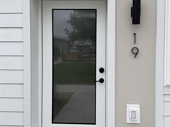 2nd image of 400 S 7th St #19