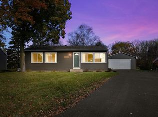 112507 E Scott Ln, Chaska, MN 55318