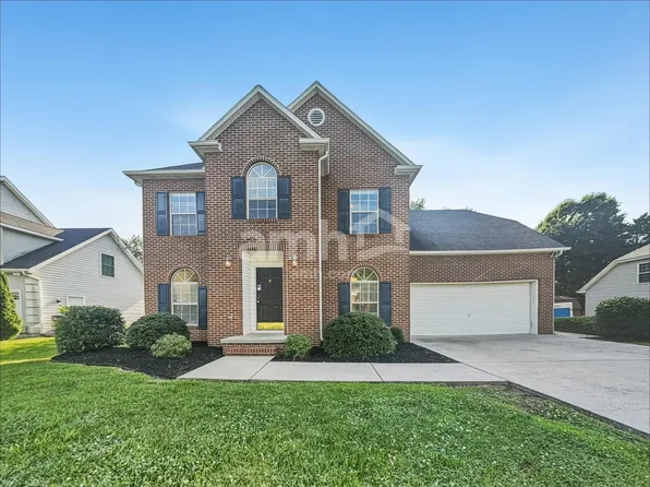 10225 Highgate Cir, Knoxville, TN 37931