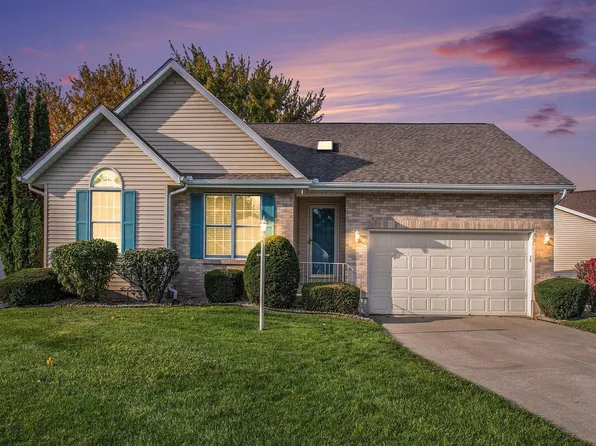 5227 Finch Dr, South Bend, IN 46614