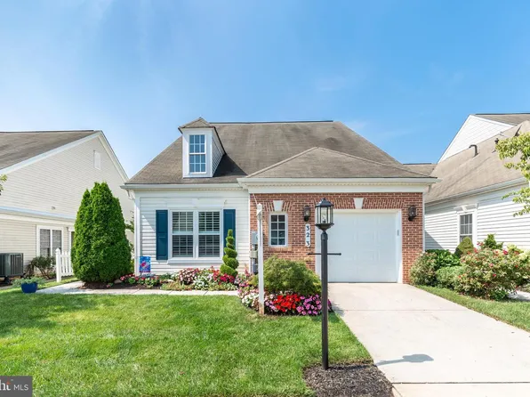 323 Butterfly Dr #83, Taneytown, MD 21787