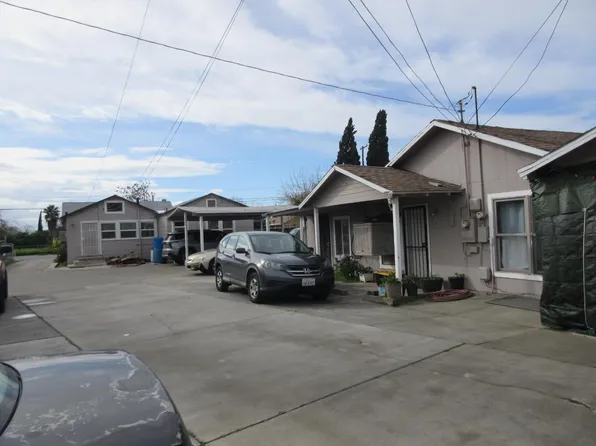 150 W Whitesbridge Ave, Fresno, CA 93706