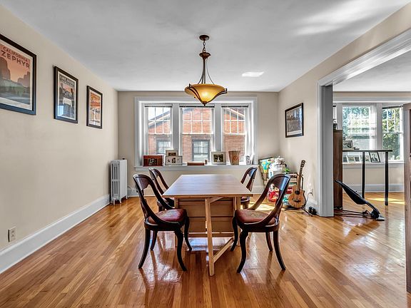 4th image of 770 W Ferry St APT 1