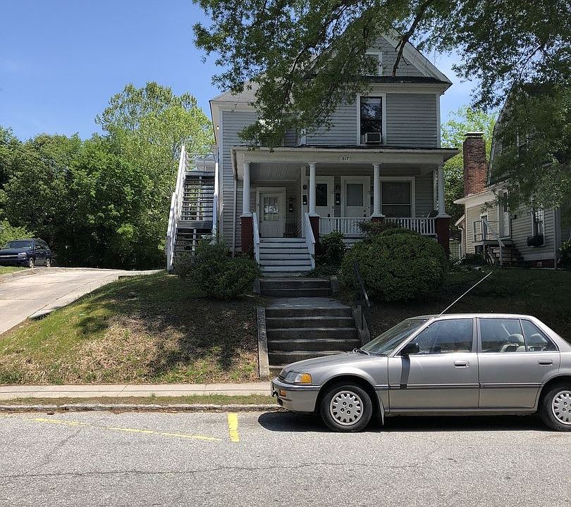 2nd image of 317 Tate St APT 1B