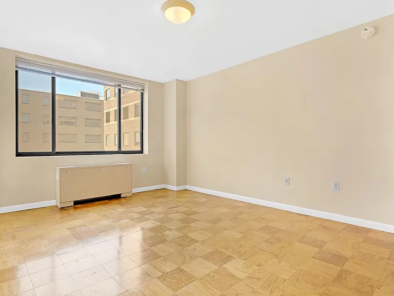 522 21st St NW #708 — Photo 13