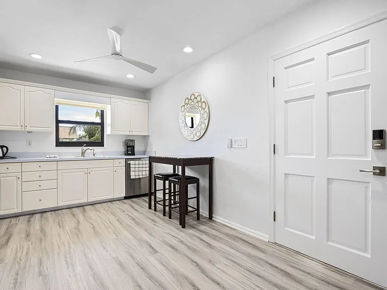 755 Saturn St #F201 — Photo 13