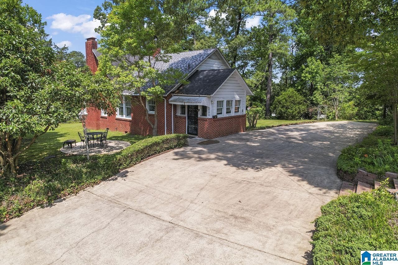 600 7th St N, Clanton, AL 35045 Zillow