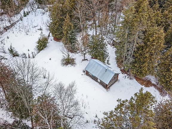 5th image of 2485 Marshwood Rd