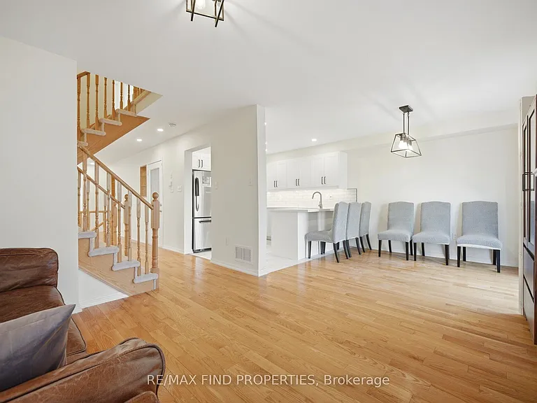 75 Harris Blvd — Photo 15