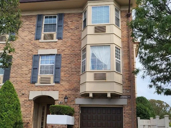 12-17 Estates Lane #226U, Bayside, NY 11360