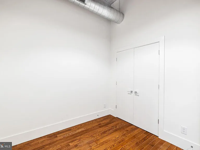 1801 N Howard St #201 — Photo 26