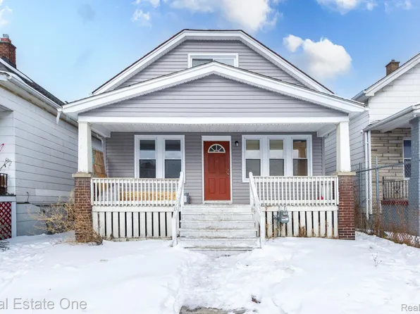 8704 Smart St, Detroit, MI 48210