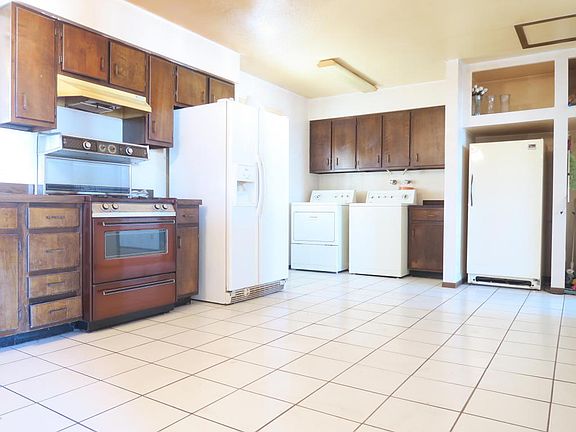 4th image of 4004 Sierra Vista Dr