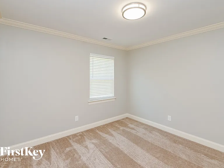 1246 Pless St NW — Photo 12