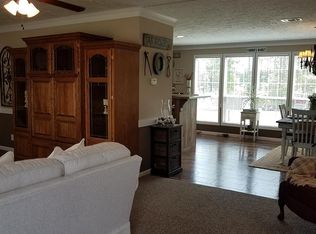 2261 Buster Walker Rd, Waynesville, GA 31566