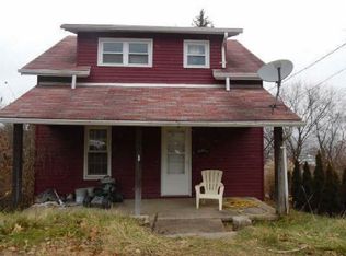 604 East Ave, Ellwood City, PA 16117