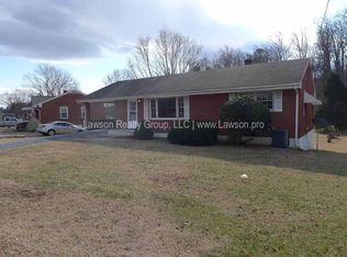 2056 Laura Rd NW, Roanoke, VA 24017