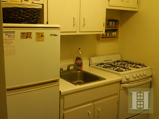 Rented by Halstead Real Estate | media 6