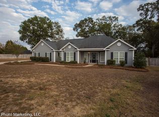 261 Grove Ln, Kathleen, GA 31047