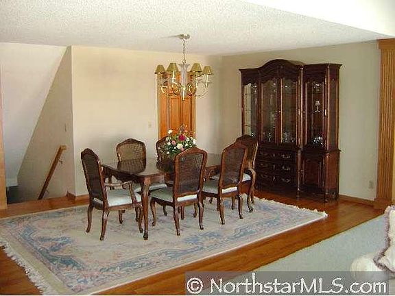 4th image of 896 Highview Circle N