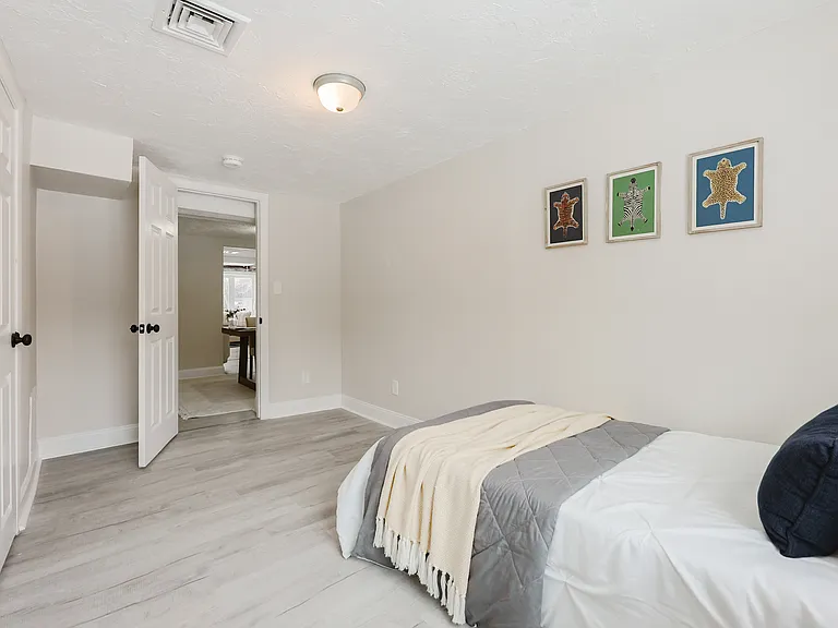 16 Lenox Ave #1 — Photo 8