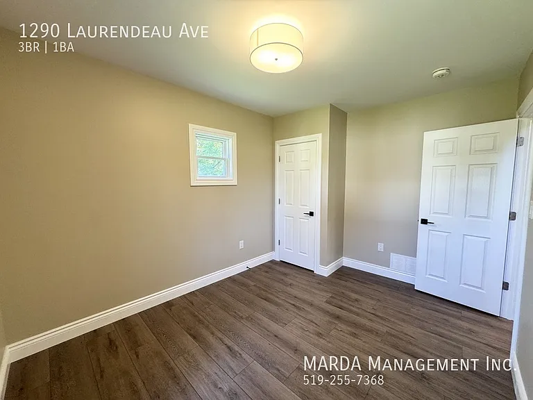 1290 Laurendeau Ave — Photo 26