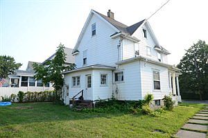 3rd image of 951 McKinley Pl
