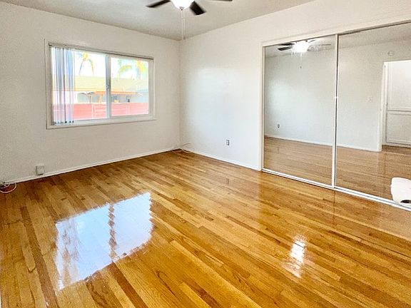 5th image of 3533 College Ave