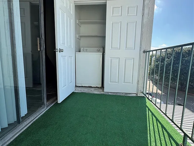 2824 S Bartell Dr #32 — Photo 11