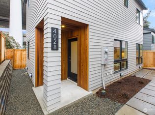 4028 5th Ave NE, Seattle, WA