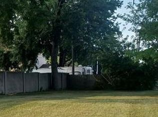 1147 E Granet Ave, Hazel Park, MI 48030